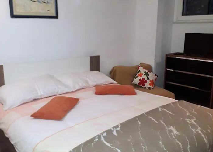 Hana Apartman *